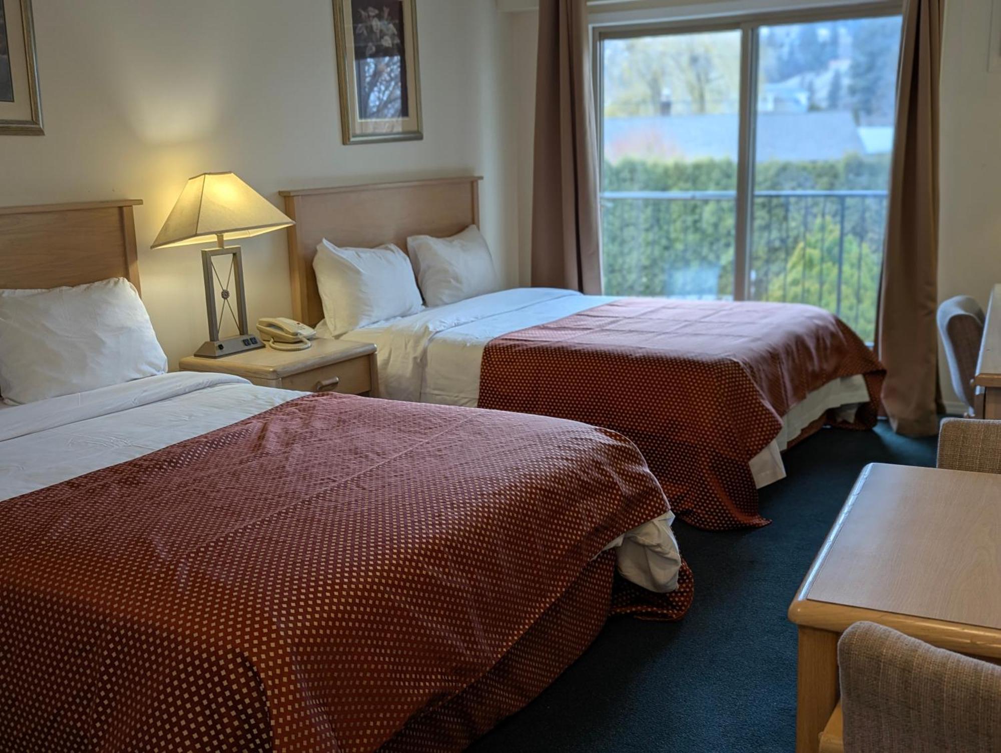 Summerland Motel 3*